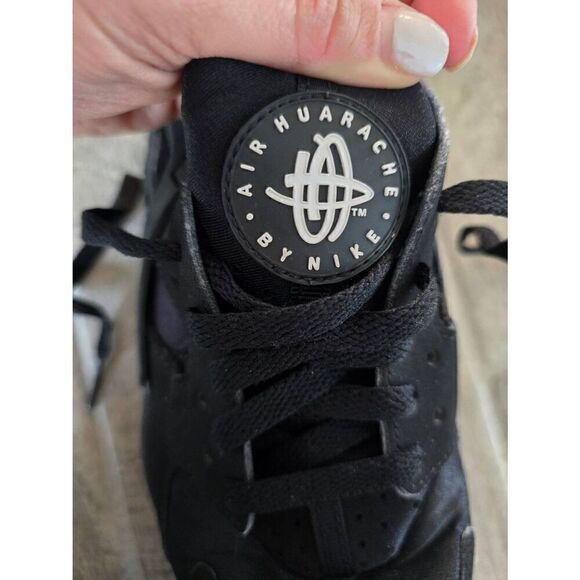 Nike Air Huarache Running Sneakers Black White 2020 Size 7 - Picture 7 of 8